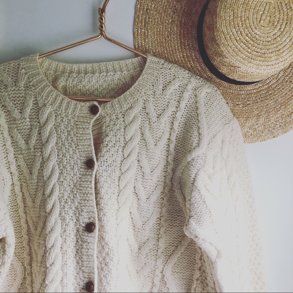 Handmade Vintage Fisherman Cardigan in Ivory Cream - Picture 5 of 7